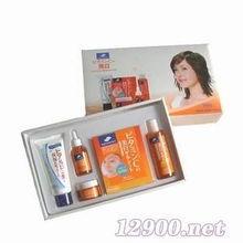 維他命C晶澈美白五件套 專業化妝品批發代理的明智之選