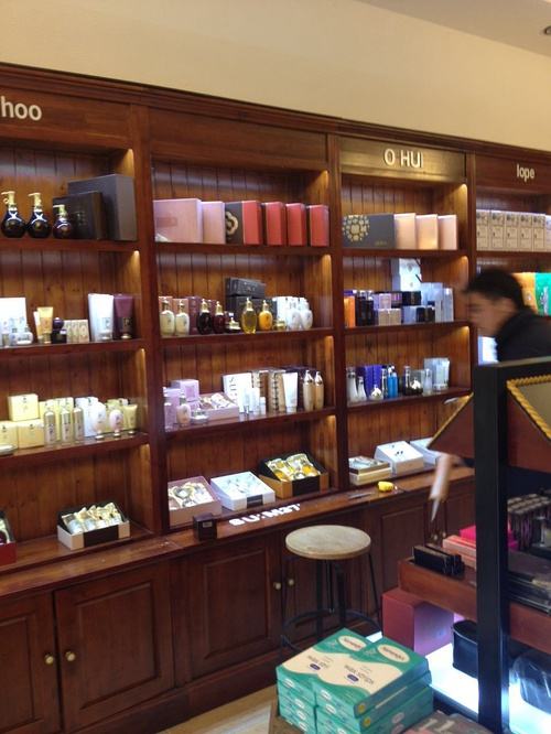 韓妝代購(gòu)新風(fēng)尚 從實(shí)體店批發(fā)到零售，每周直郵的日用雜品新選擇